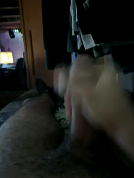 Snapshot of poporial chatting on 11.13.25 poporial online show from 11.13.25