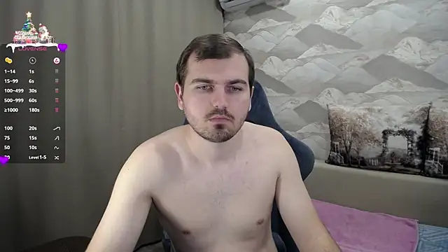 Snapshot of SerzhKorol1 chatting on 12.22.24 SerzhKorol1 online show from 12.22.24