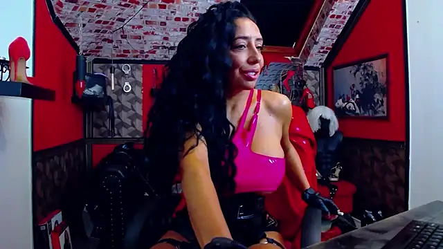 DommeBellatrix online show from 05.16.26
