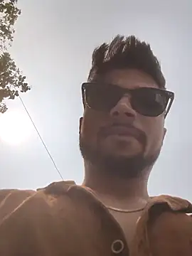  IRRESISTIBLE  online show from 03.10.26