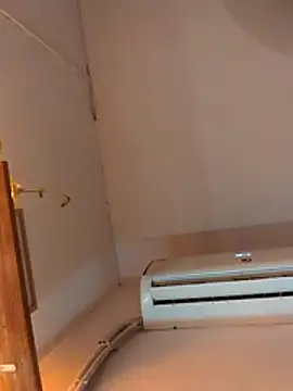  IRRESISTIBLE  online show from 04.19.26