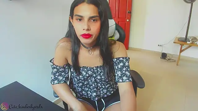 Kim Wexler online show from 01.30.25