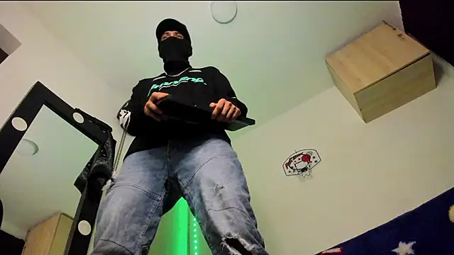 Snapshot of Samuel_Suarez chatting on 02.20.26 Samuel Suarez online show from 02.20.26