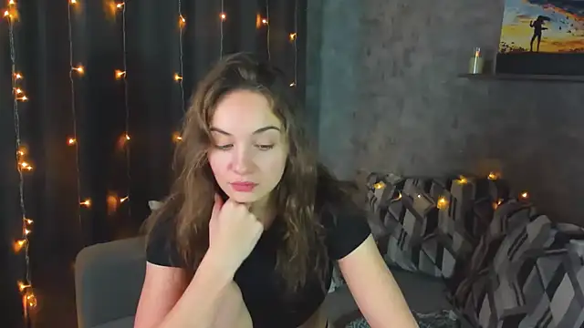 Snapshot of KristinaLoison chatting on 02.01.25 KristinaLoison online show from 02.01.25