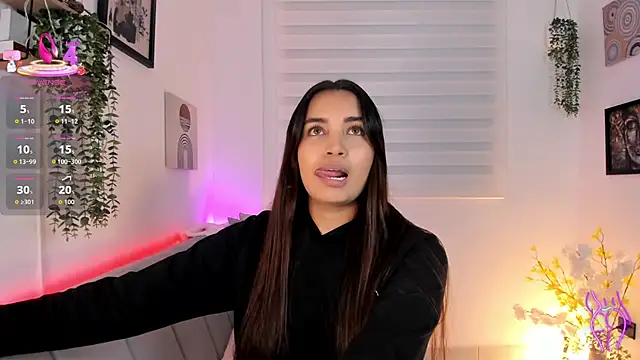 aisha es online show from 02.23.26