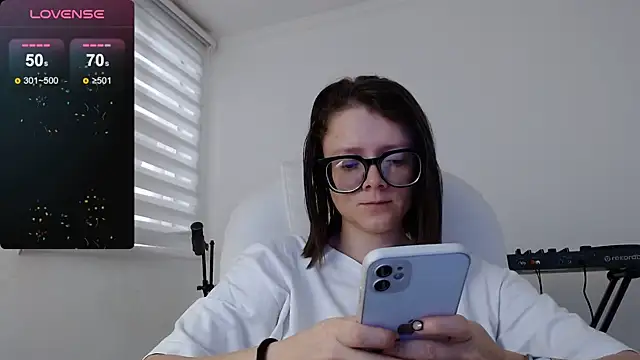 Arya starrk online show from 12.23.24