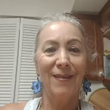 EvaRobinson online show from 05.15.26