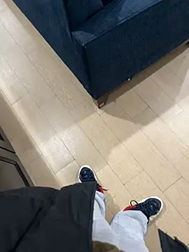 Snapshot of dingoding chatting on 12.23.24 dingoding online show from 12.23.24