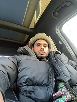 Snapshot of dingoding chatting on 02.04.25 dingoding online show from 02.04.25