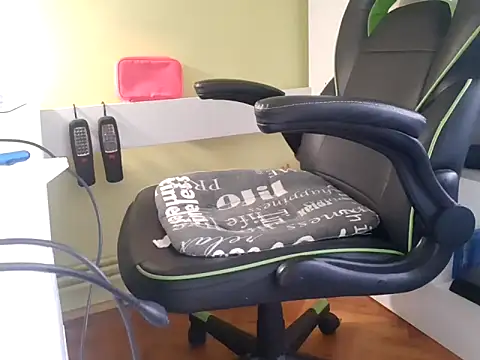 feathersify online show from 09.24.25