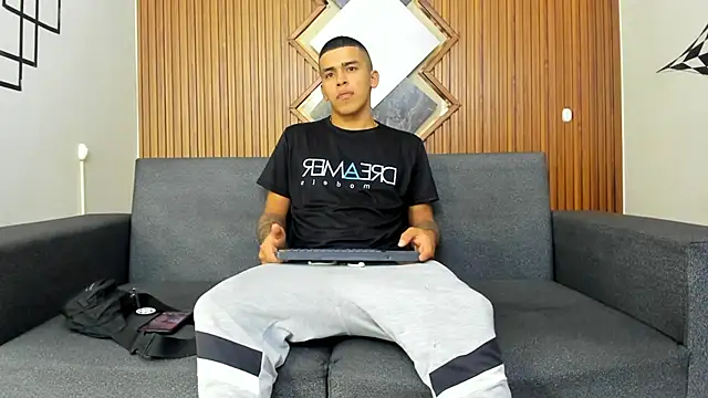 yeckodream online show from 03.10.25