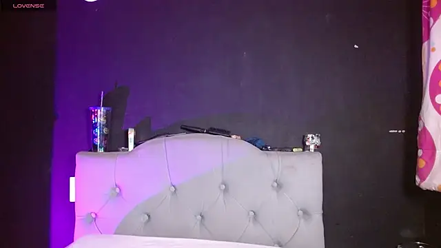 Red-moon1 online show from 04.08.26