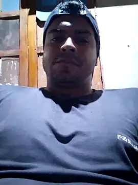 Snapshot of Evandro-Bahia chatting on 10.13.25 Evandro-Bahia online show from 10.13.25