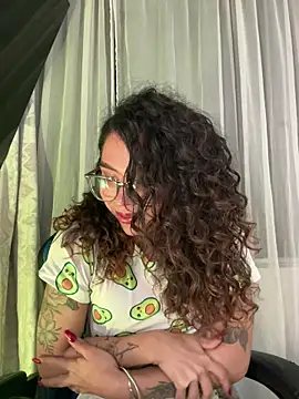 Snapshot of Samantha_Bernardo chatting on 02.07.26 Samantha Bernardo online show from 02.07.26