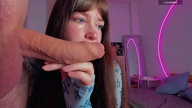 Snapshot of alicekaneky chatting on 09.27.25 alicekaneky online show from 09.27.25