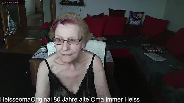 Snapshot of HeisseomaOriginal chatting on 03.11.25 HeisseomaOriginal online show from 03.11.25