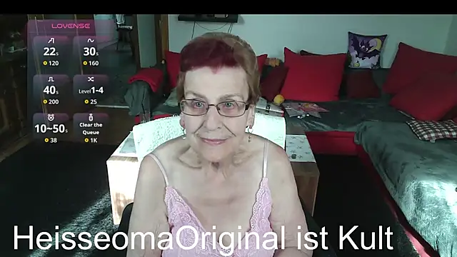 Snapshot of HeisseomaOriginal chatting on 06.08.26 HeisseomaOriginal online show from 06.08.26