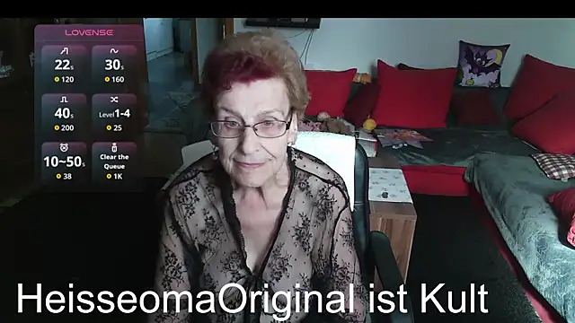 Snapshot of HeisseomaOriginal chatting on 06.14.26 HeisseomaOriginal online show from 06.14.26