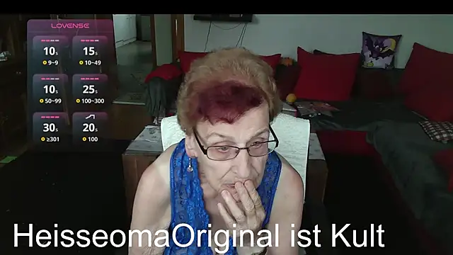 Snapshot of HeisseomaOriginal chatting on 06.15.26 HeisseomaOriginal online show from 06.15.26