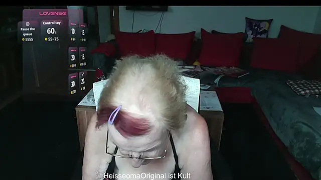 Snapshot of HeisseomaOriginal chatting on 07.22.26 HeisseomaOriginal online show from 07.22.26