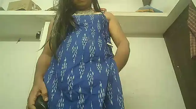 Snapshot of Akhilamolu_the_transsissy chatting on 01.03.25 Akhilamolu the transsissy online show from 01.03.25