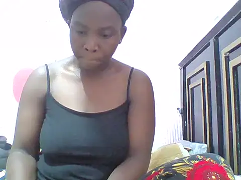 Snapshot of miss_melis chatting on 11.09.25 miss melis online show from 11.09.25