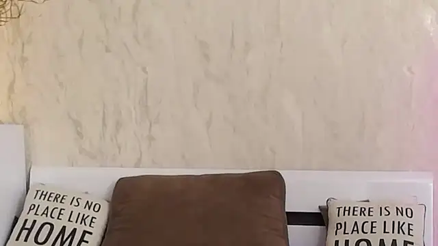 Mila Anders online show from 02.09.25