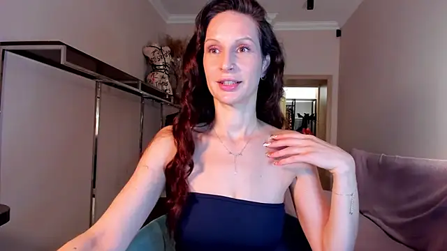 Mila Anders online show from 09.10.25