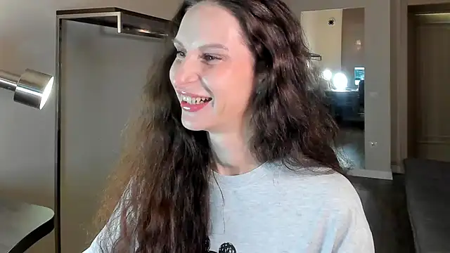 Snapshot of Mila_Anders chatting on 05.29.26 Mila Anders online show from 05.29.26