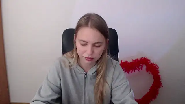 klerkarina online show from 10.26.25