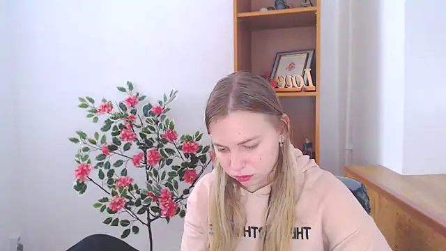 klerkarina online show from 10.27.25