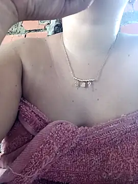 Snapshot of ValeriaSantos- chatting on 02.09.26 ValeriaSantos- online show from 02.09.26