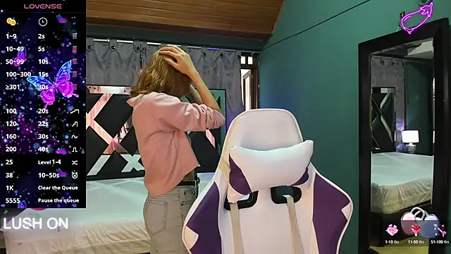 Linda4Petite online show from 02.11.25