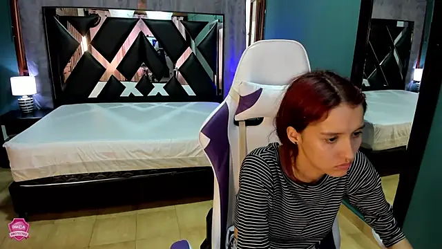 Linda4Petite online show from 03.16.25