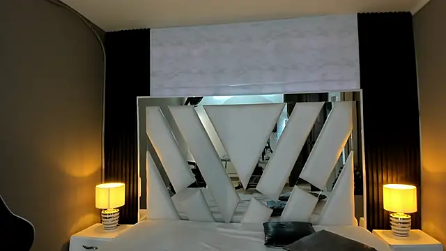 Linda4Petite online show from 02.04.26