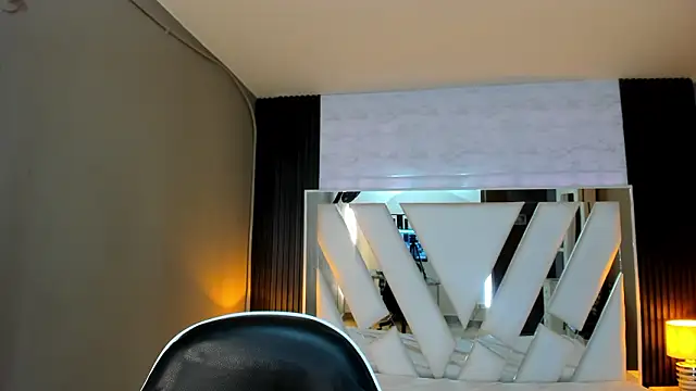 Linda4Petite online show from 03.10.26