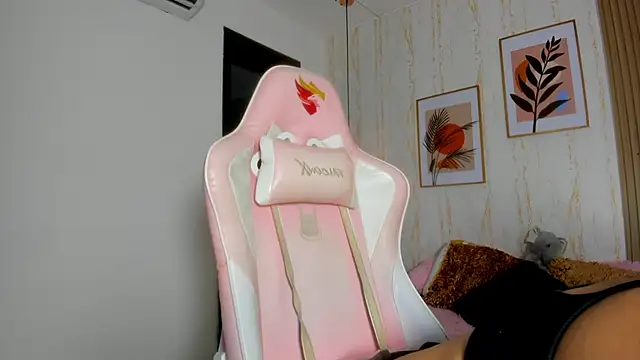 CameronCollins  online show from 02.21.25