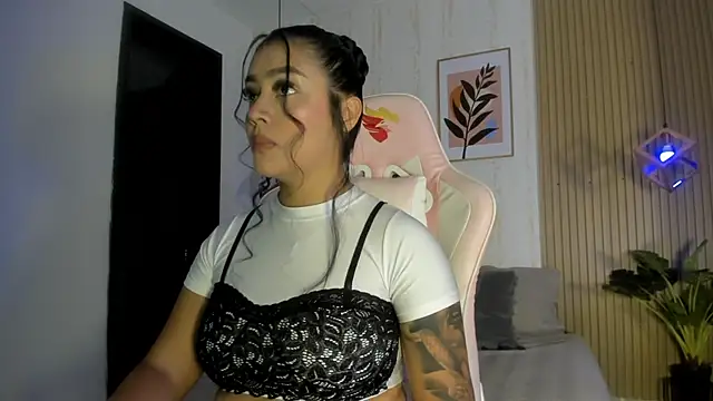 CameronCollins  online show from 09.11.25