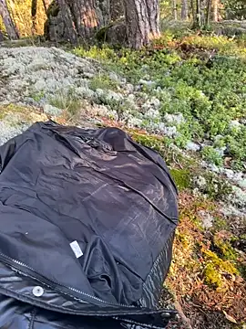 Snapshot of Andreashow chatting on 09.28.25 Andreashow online show from 09.28.25