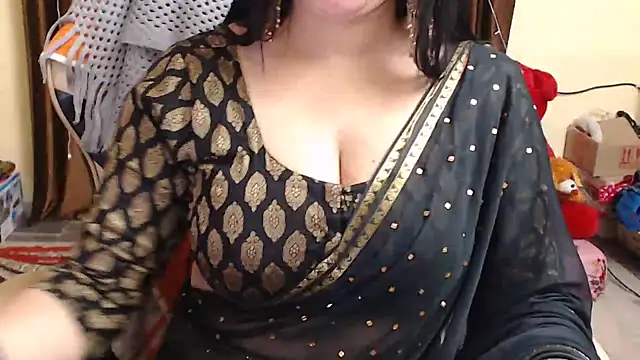 Snapshot of Naughty_Kashish chatting on 02.01.25 Naughty Kashish online show from 02.01.25
