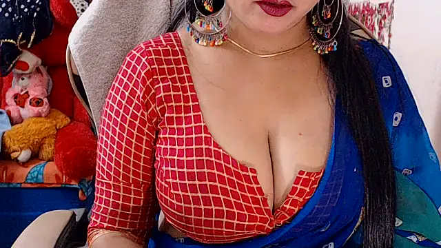 Snapshot of Naughty_Kashish chatting on 06.12.26 Naughty Kashish online show from 06.12.26