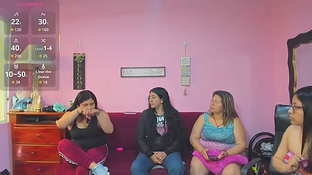 Snapshot of lesbiancuple chatting on 11.12.25 lesbiancuple online show from 11.12.25