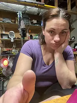 Snapshot of ththotmomma chatting on 02.02.26 ththotmomma online show from 02.02.26
