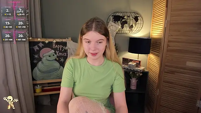 Snapshot of ohmyJuliet chatting on 12.07.24 ohmyJuliet online show from 12.07.24