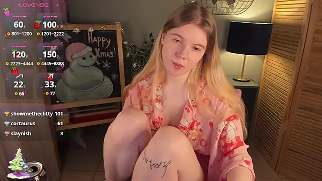 Snapshot of ohmyJuliet chatting on 01.16.25 ohmyJuliet online show from 01.16.25