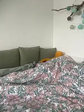 LunaMoongirl online show from 01.16.25