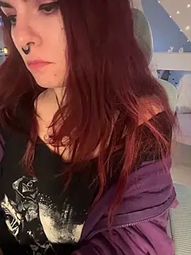 LunaMoongirl online show from 12.19.25