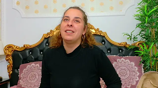 Snapshot of KarinaNoir chatting on 05.05.26 KarinaNoir online show from 05.05.26