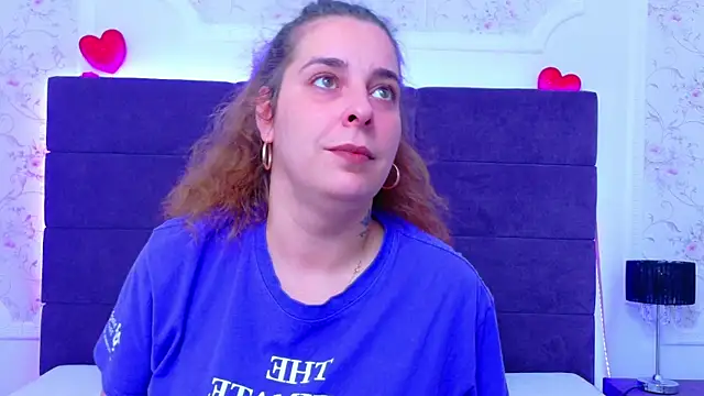 Snapshot of KarinaNoir chatting on 05.16.26 KarinaNoir online show from 05.16.26