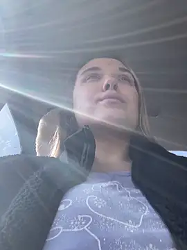 Sandra SW  online show from 02.28.25